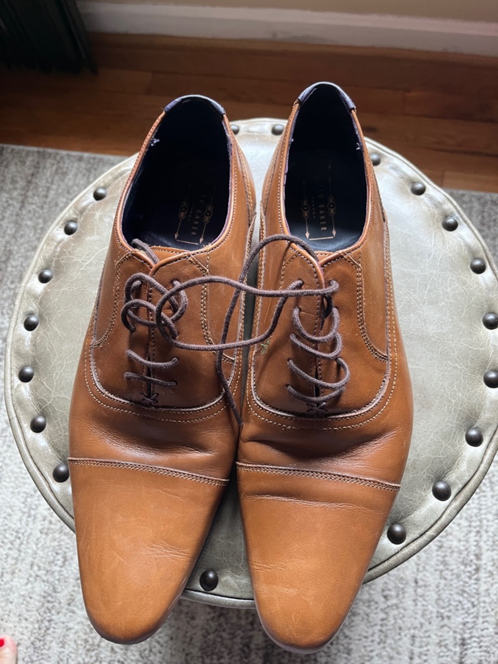 Ted Baker Men's Brown Leather Oxfords , size 43 European, great shoes, 9.5 USA